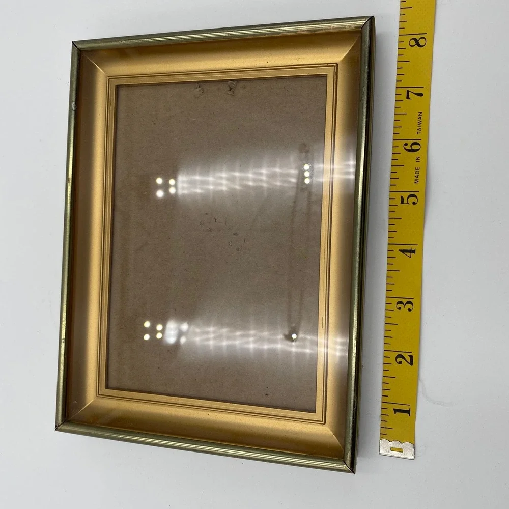 Vintage Gold Tone 5x7‎ Ornate Photo Picture Frame Tabletop MCM Style